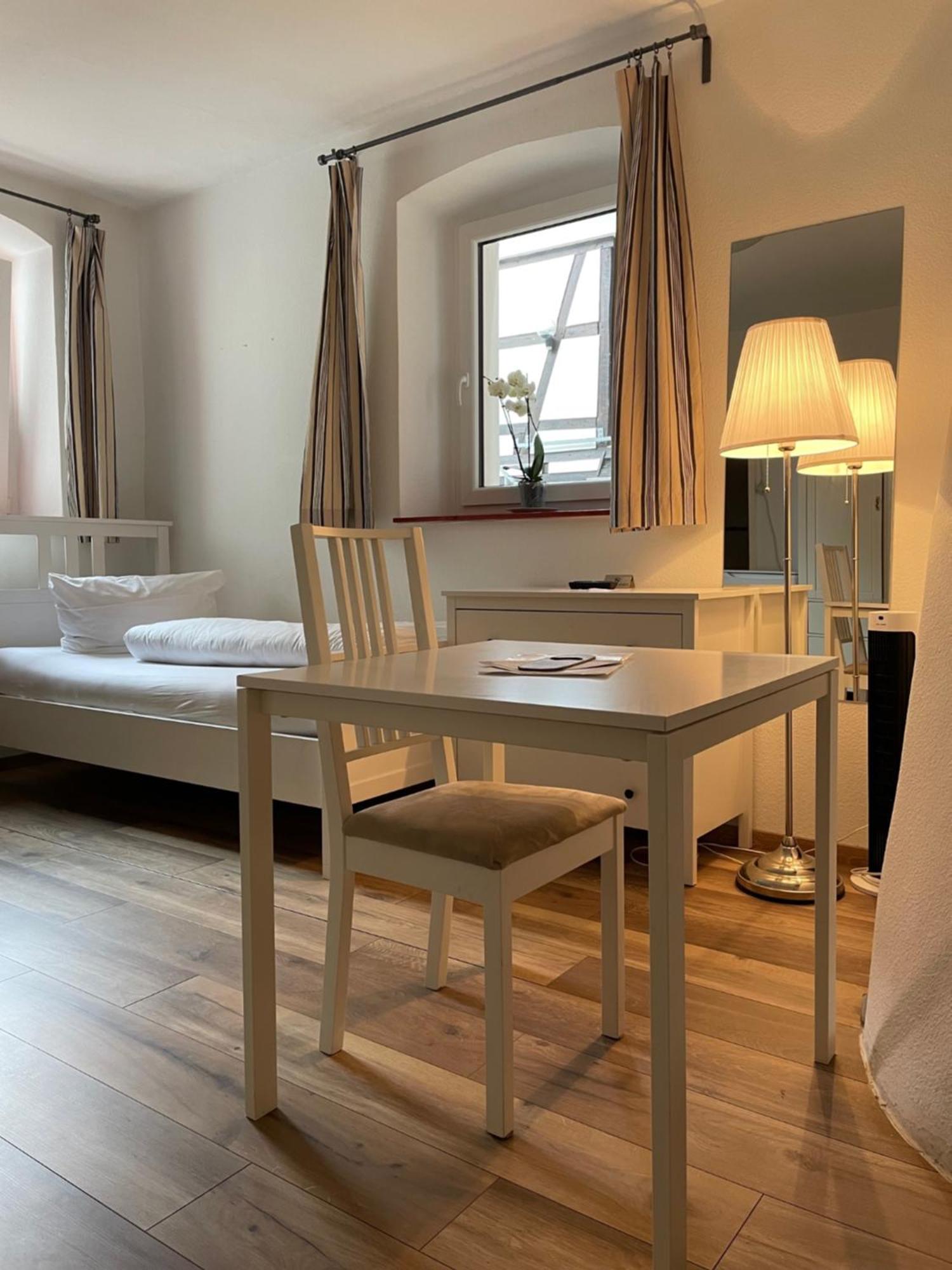 Weingaertner Appartements MHG Buitenkant foto